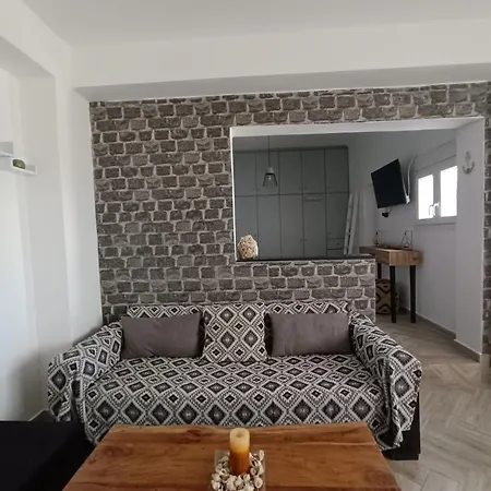 Santoneta Holiday home Imerovigli (Santorini)