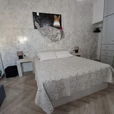 Holiday home Santoneta Imerovigli (Santorini)